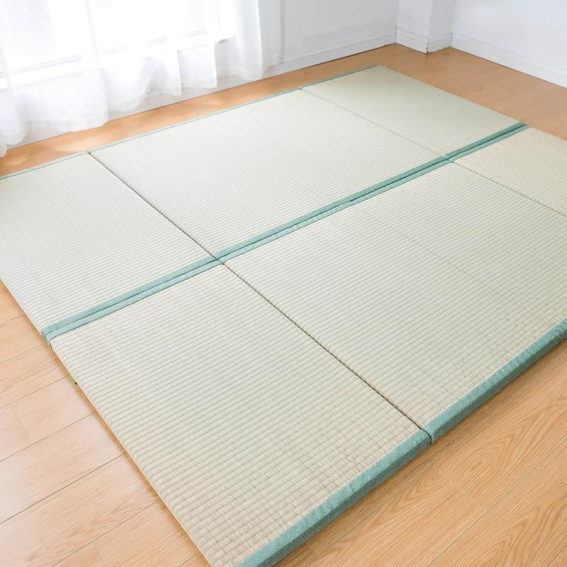 Folding Traditional Tatami Mat