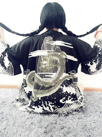 Top de kimono de dragón moderno